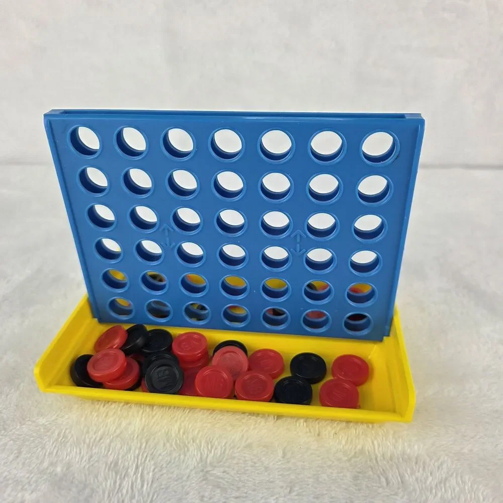 Vintage 1986 MB Travel Connect Four Complete Pocket Game Fast Shipping